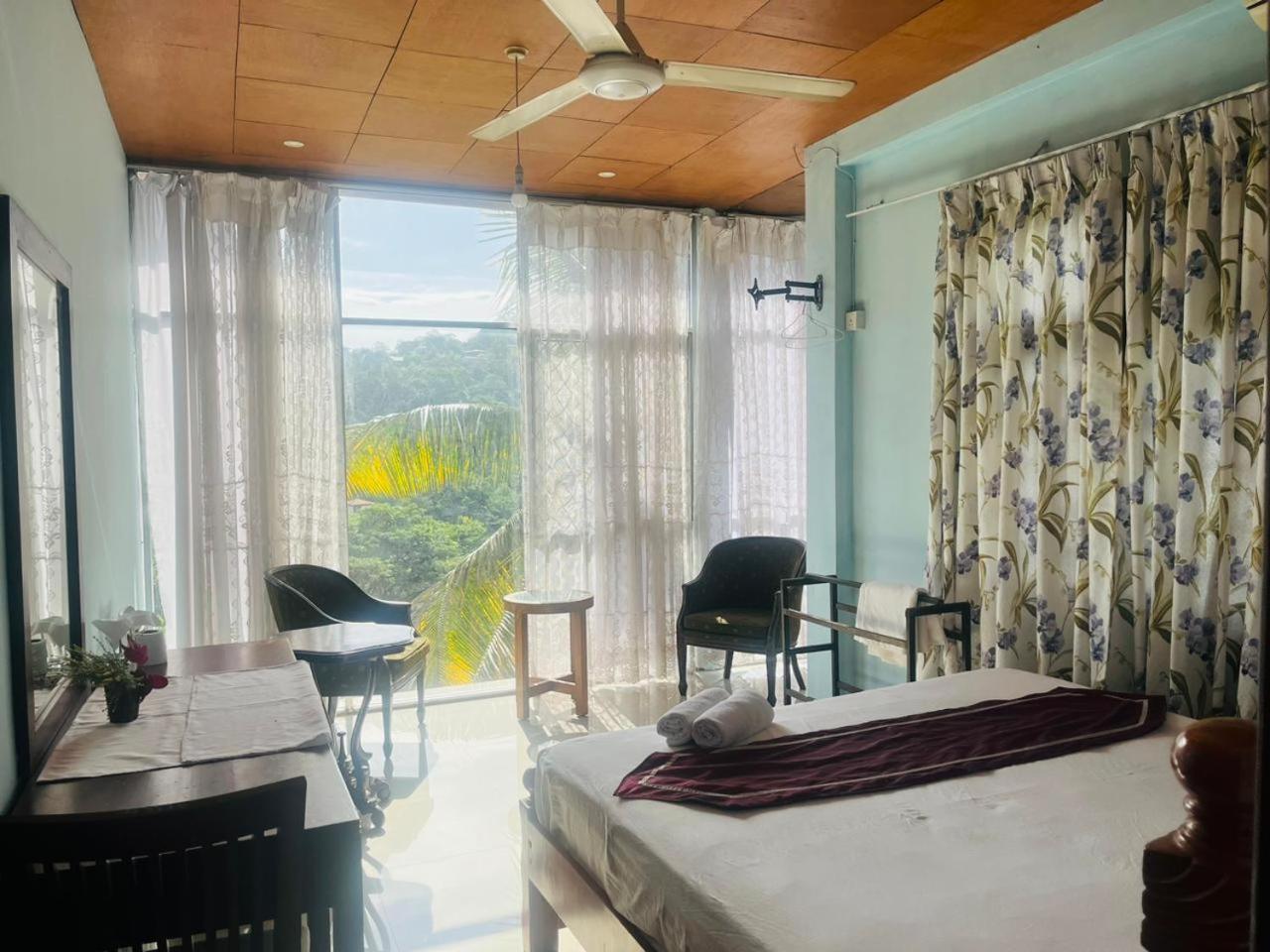 Suisse View Residence 康提 外观 照片